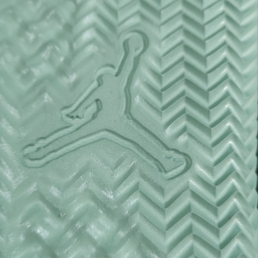 Jordan 100% authentic